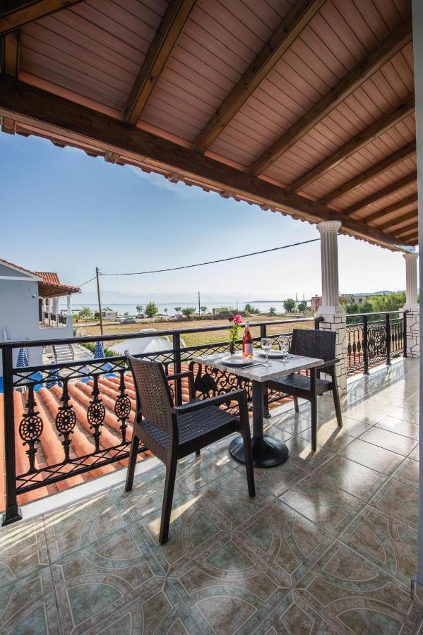 Makis Studios Roda  Exterior photo